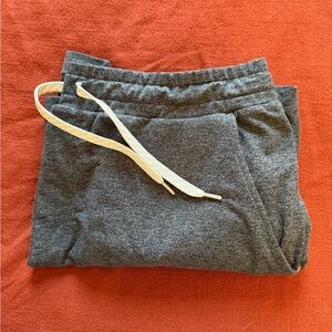 Vuori Men's Sweat Shorts Heather Gray, 5” Size Large